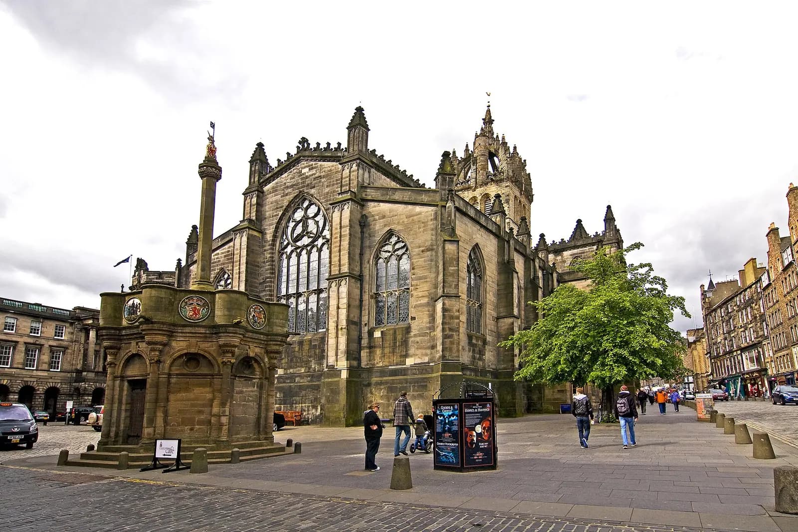 The Mercat Cross and St Giles' Cathedral on Edinburgh's Royal Mile